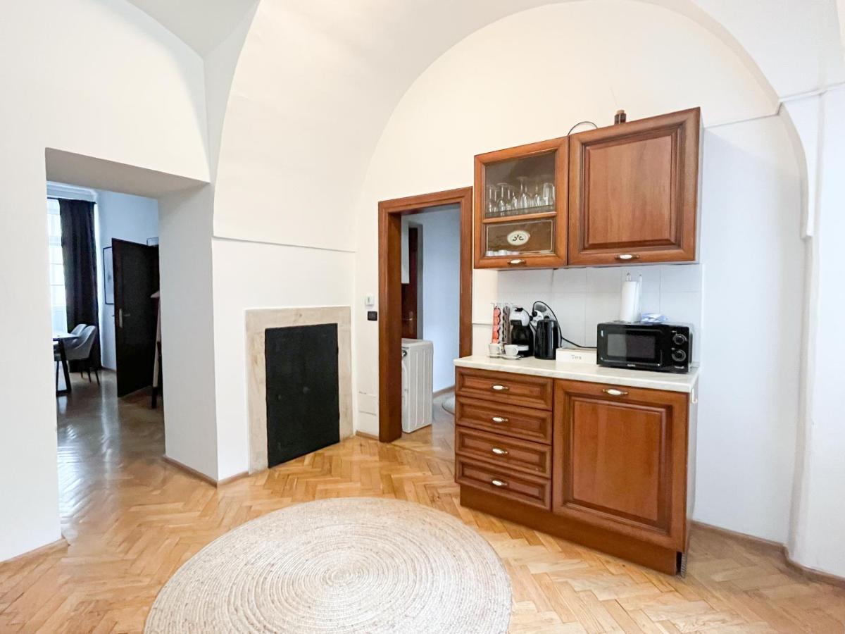 Best Price & Location - Historic Square Residency Praha Eksteriør bilde